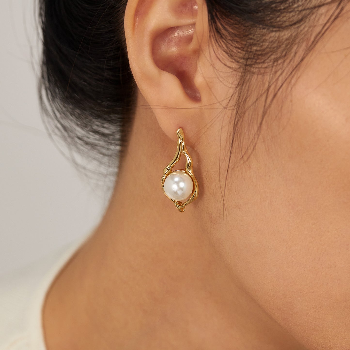 Ethereal Pearl Earrings