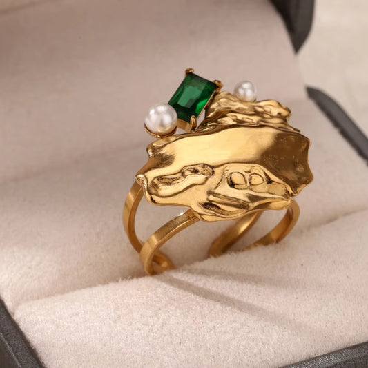 Elysian Emerald Pearl Ring